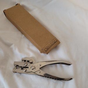 1970s Sargent Eyelet Punch